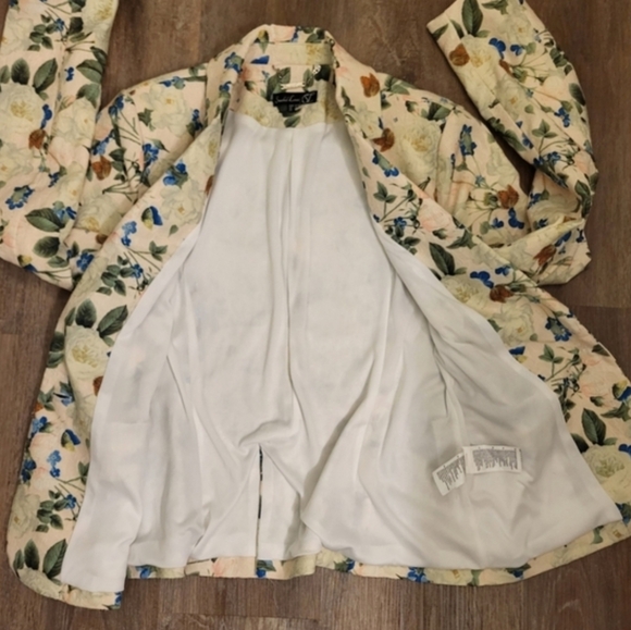 Smashed Lemon Butterfly & Floral Blazer Size 8 Blush Pink & Multi Colored - Picture 9 of 11